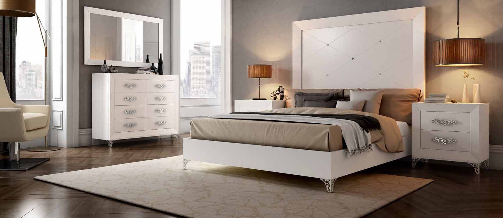 http://www.munozmuebles.net/nueva/catalogo/dormitorios1-2098-silene.jpg - 
Espectaculares muebles de color blanco roto en Móstoles
