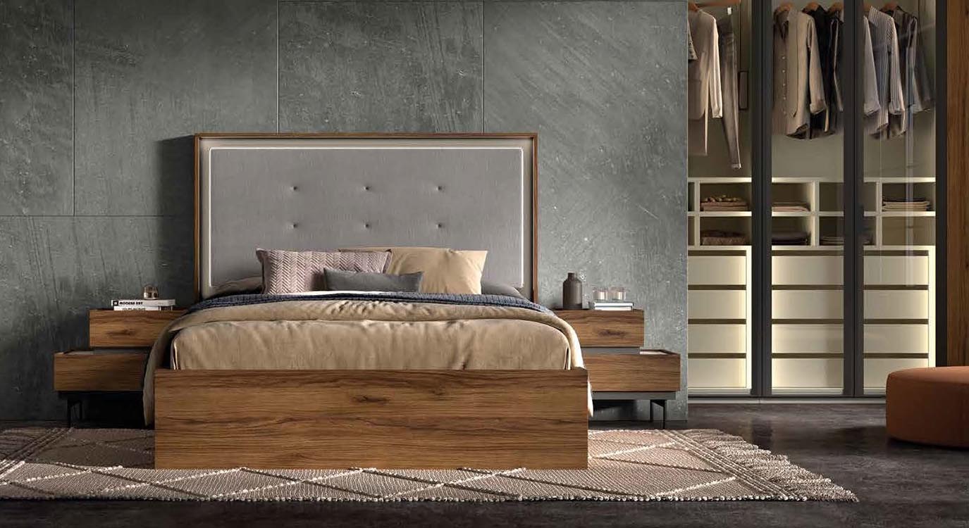 http://www.munozmuebles.net/nueva/catalogo/dormitorios3-2231-begonia-
4.jpg - Imagen de muebles con glamur