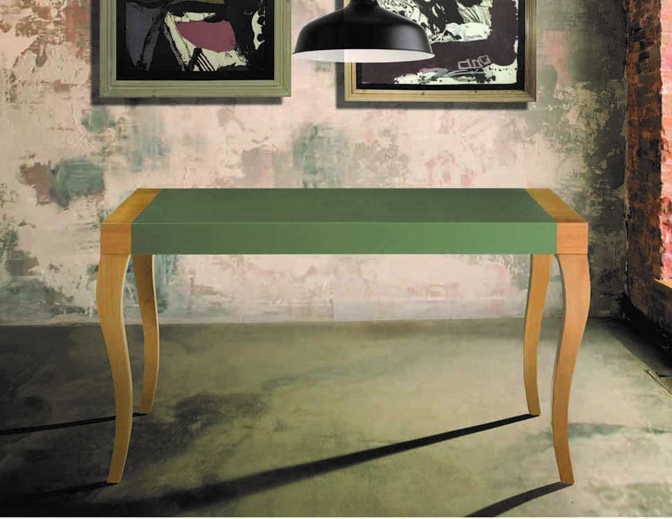 foto de sillas y mesas esmaltadas